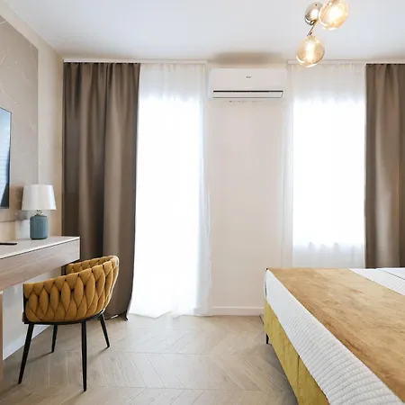 Apartment Platea Magna Lux *