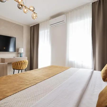 Apartment Platea Magna Lux *